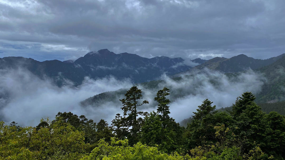 塔次基里溪發源於奇萊北峰和合歡東峰之間,此處氣候變化莫測宛如「風口」。
